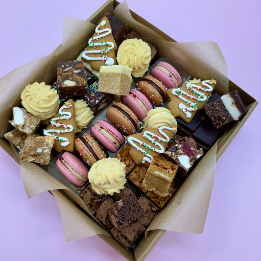 Christmas Slice + Treat Box