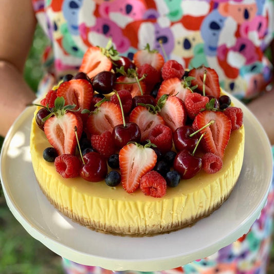 Baked Vanilla Cheesecake - Whole